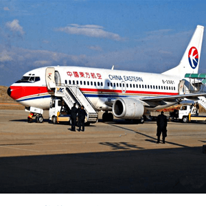 白塔机场快运航空快运业稳步发展的原因是什么？